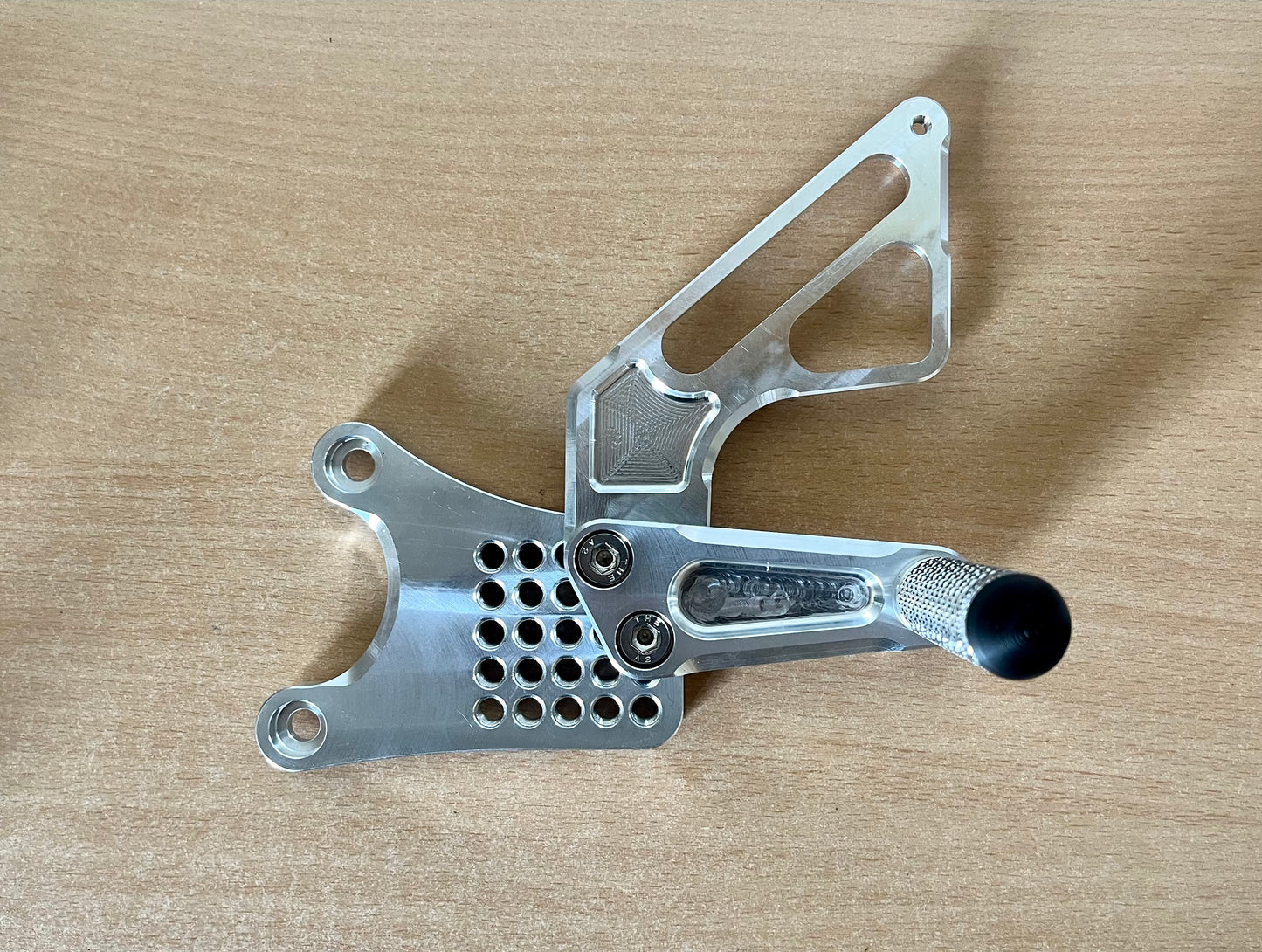 Racing Fussrastenanlage für Triumph Daytona/Street Triple