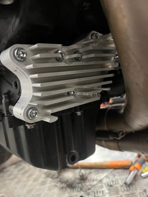 Triumph 765 Ölkühler / Wärmetauscher Ersatz